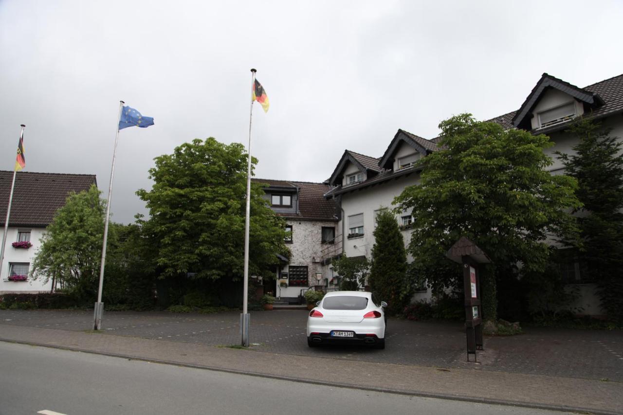 Monteur Hotel Lindlar Exterior photo